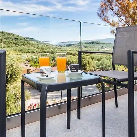 La Torre, Brand New Apartment Alykanas  Exterior photo